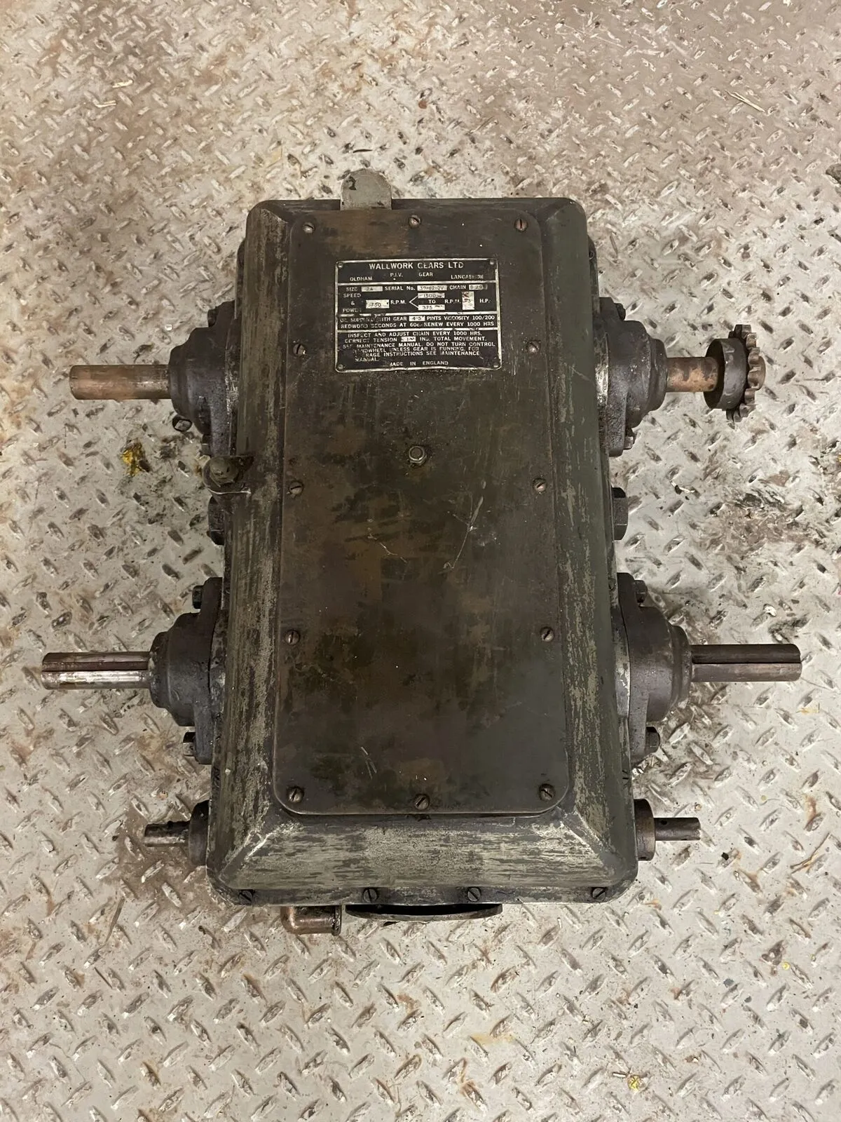 Wallwork Gears 2A Parallel Shaft Gear Drive / Speed Reducer 4:1 1500/375RPM 3HP