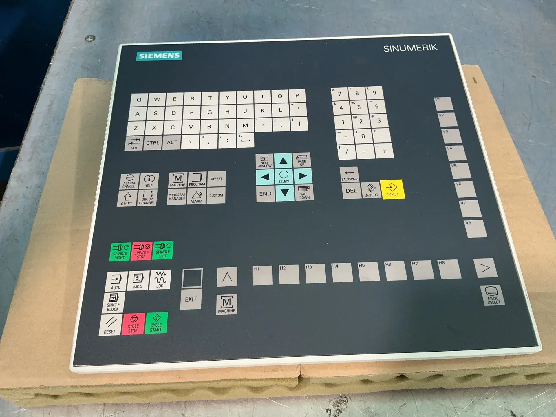 Used 2011 _UNKNOWN_ _UNKNOWN_ CNC & N/C Controls Ohio US | HGR 24 #1373115
