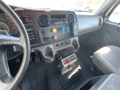 Used 2015 FREIGHTLINER M2 Hydro Excavators California US | Big Truck & Equipment #1412205