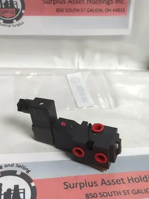 Used VERSA CGS-4232-NB2 Solenoid Valves Ohio US | Surplus Asset Holdings #1312108
