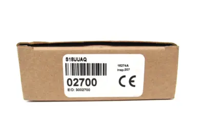 NEW BANNER ENGINEERING S18UUAQ SENSOR 02700