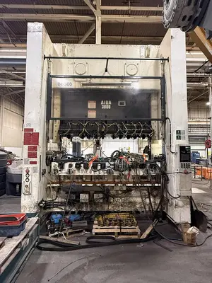 Used 2010 AIDA NS2-3000(2) Straight Side Presses Michigan US | Midwest Press and Automation #1132665