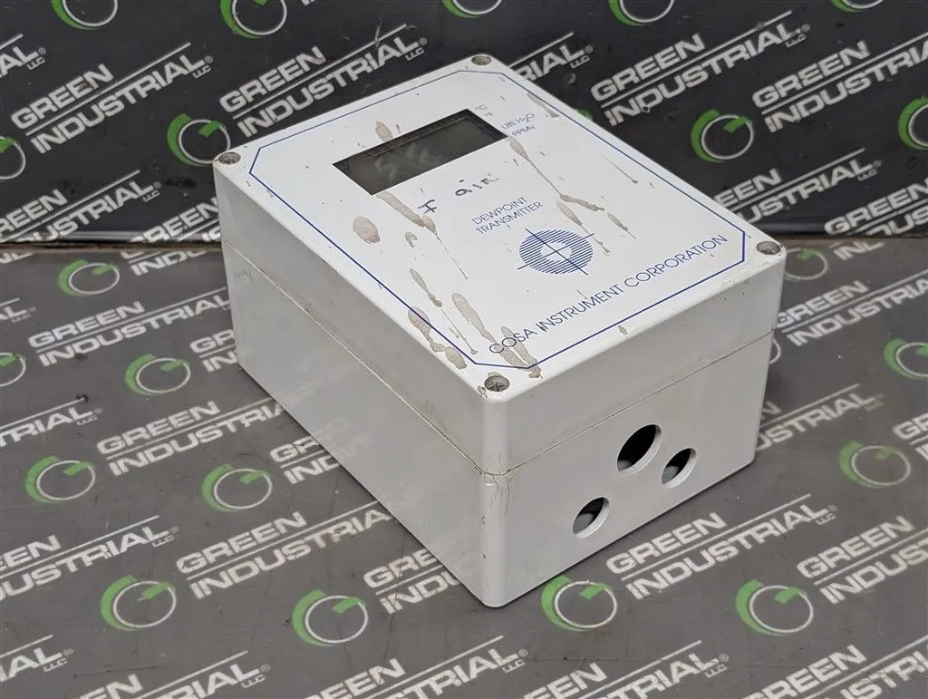 Cosa Instrument Corp XDT-R-0-0-AI-4-20-0-100-6 Xentaur Dewpoint Transmitter Used