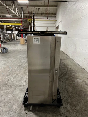 Used _UNKNOWN_ _UNKNOWN_ Laminar Flow Hoods Ohio US | Federal Equipment Company #1553278