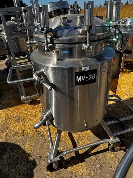 Used 1990 PRECISION STAINLESS _UNKNOWN_ Tanks California US | Machinery & Equipment 8 #170485