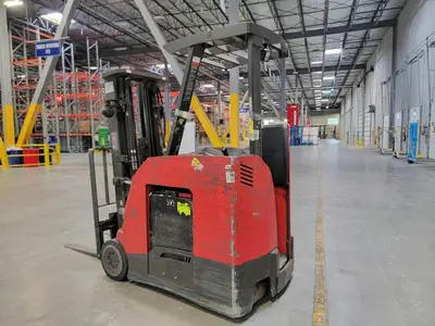 Used RAYMOND 425-C40TT Misc Forklifts British Columbia CA | Lenmark #237713