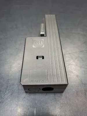 Allen Bradley 2090-K6CK Motor Feedback Connector Terminal. 3E-31