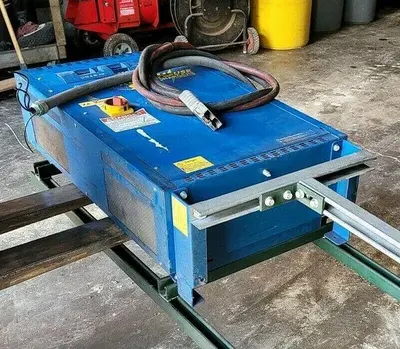 USED 2011 BENNING CR18HF3-300