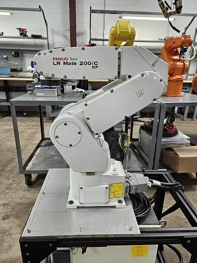 Used 2008 FANUC LR MATE 200IC/5F Robots Ohio US | Six Axis Solutions #397762