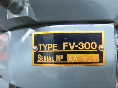 USED CLAUSING-KONDIA VERTICAL MILLING MACHINE : FV-300,  S/N: AA-924