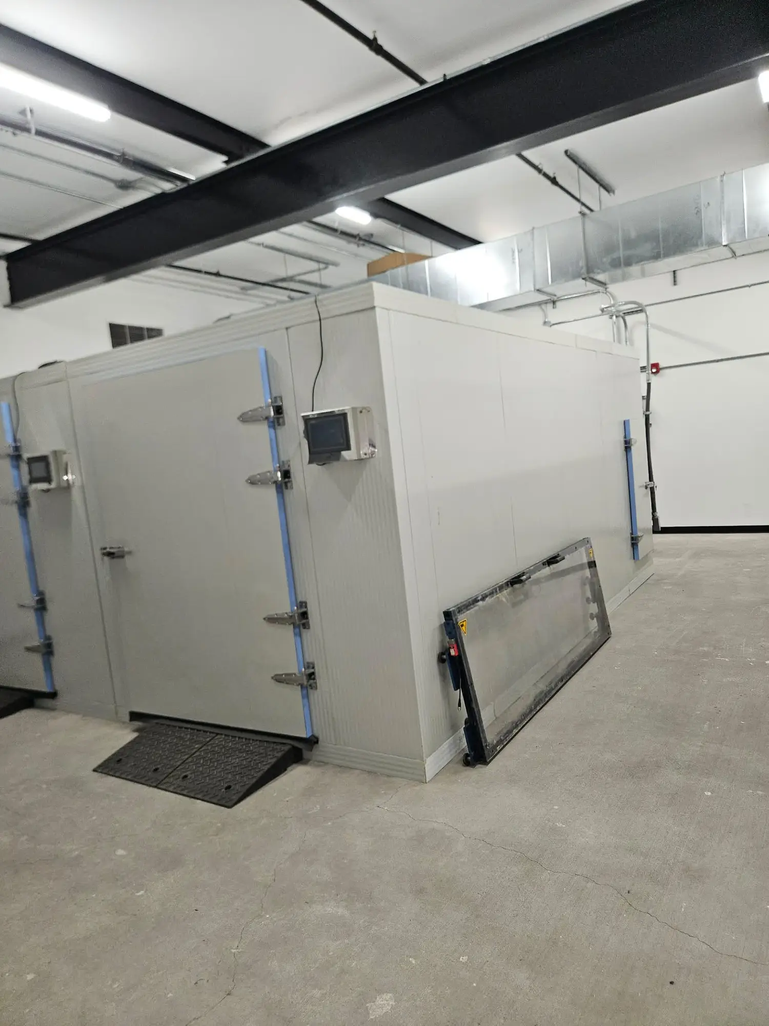 (x3) Zhongshan AIM AGHD-150ELC, 2023 – Heat Pump Food Drying Systems w/ 27 SS304 Trolleys & 945 Trays