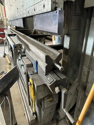 Used 2004 ACCURPRESS 7400-14 Press Brakes Georgia US | The Equipment Hub #1329223