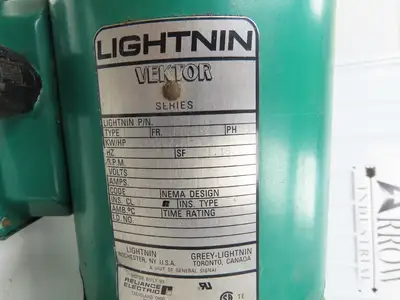 Lightnin Vektor V1P18 Clamp Tank Mixer Agitator 3.5"x 61" Impeller .25Hp 3PH