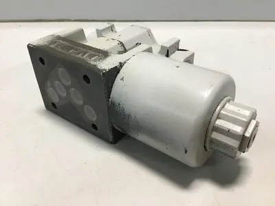 USED YUKEN DSG032B2D2450170