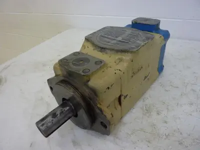 USED VICKERS 4535V50A30
