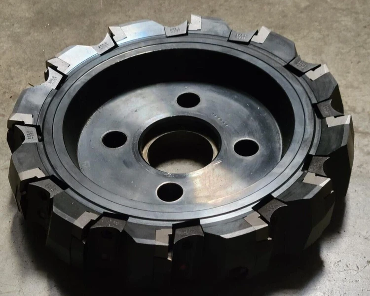 New | in-Stock Sandvik Coromant Sandvik Coromant RA245-152R38-12M Milling Cutters California US | Amiron Machinery #1495221