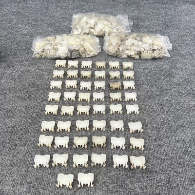 Used Allen-Bradley ["BUL 1942", "1942-F"] Terminal Blocks California US | Davliegogo LLC #1705664