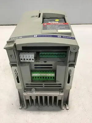USED TELEMECANIQUE ATV58HU18M2