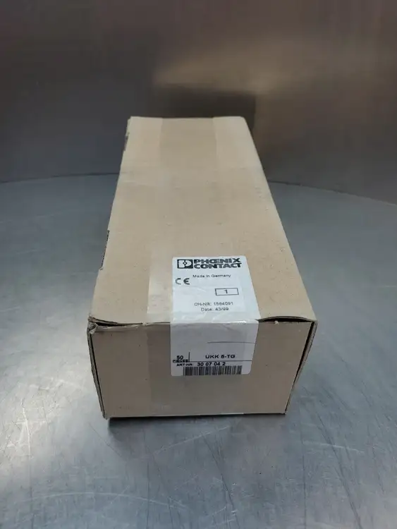 Used Phoenix Contact Typ UKK5-TG Terminal Blocks South Carolina US | Palmetto Automation #1157884
