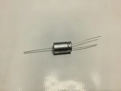 BMI ELECTROLYTIC 173672 Capacitor 250UF 50VDC RA/AX Leads (Lot of 44)