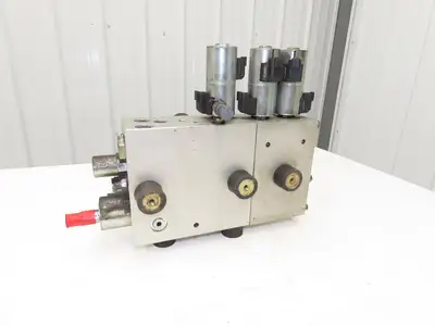 Hyster Hydraulic Manifold Block From E60Z-33 Forklift 8530551