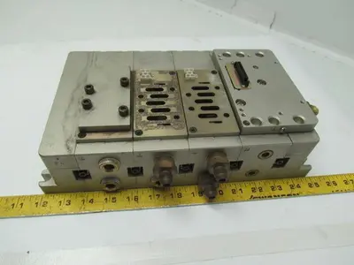 SMC Syndevco Series VSS8-8 Pneumatic manifold