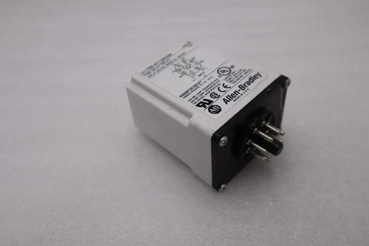 NEW ALLEN BRADLEY 700-HT12AU24 RELAY SER.B STOCK H857A