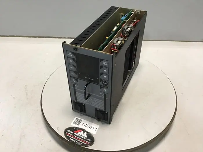 USED HUSKY 9152