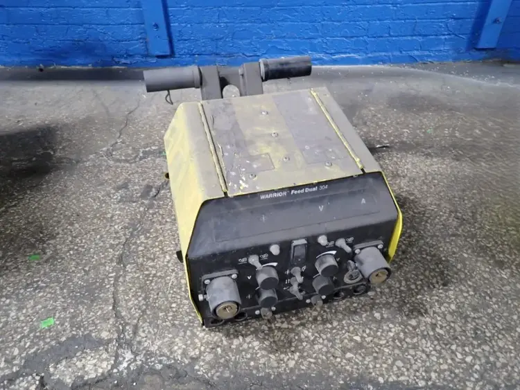 Used ESAB WARRIOR FEEDDUAL 304 Welding Machinery (Other) Ohio US | HGR 24 #1048304