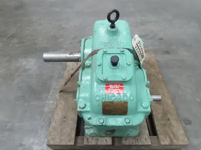 D. O. James Gear MFG. Size 105 HD 25:1 Gear Reducer 5 Hp. Helical Gearbox