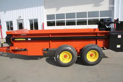 New | in-Stock 2026 PEQUEA 250P Manure Spreaders Pennsylvania US | Zimmerman Farm Service #1410057