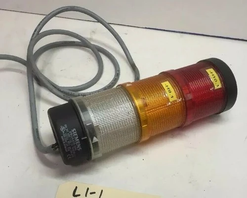 Used SIEMENS 8WD4408-0AE Miscellaneous Equipment (Electrical & Power) | J&J Industrial Supply #502620