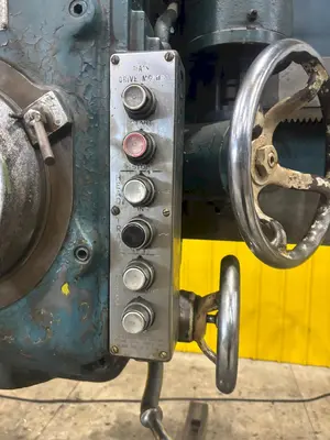 7' X 17" CARLTON MODEL #3A RADIAL ARM DRILL: STOCK 15026