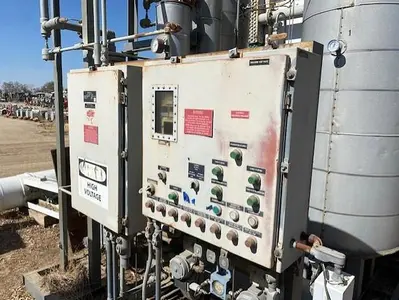 USED XEBEC STV-30CNG-AUTODEW