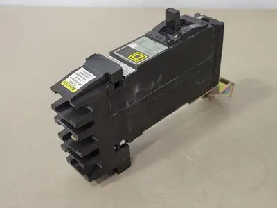 USED SQUARE D FH16015B