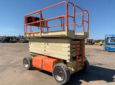 USED 2014 JLG 4069LE