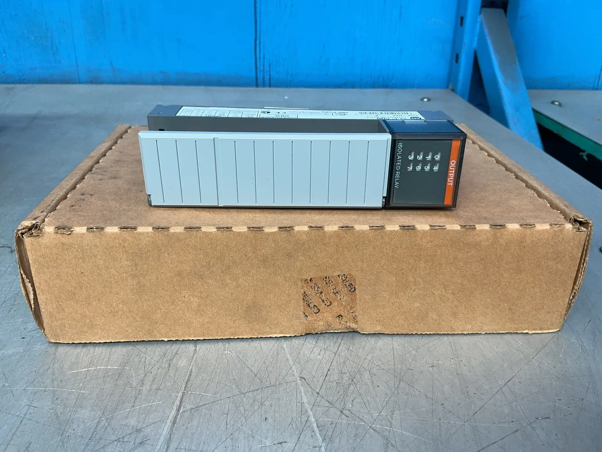 Used ALLENBRADLEY 1746OX8 PLC Input & Output Ohio US | HGR 24 #1485364