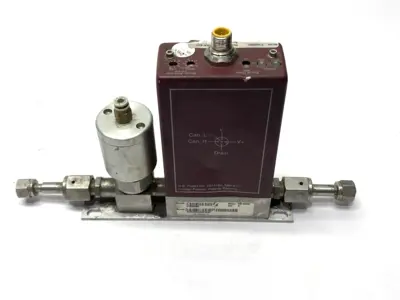 USED MKS INSTRUMENTS MASS FLO FLOW SWITCH CONTROLLER 200 SCCM RANGE