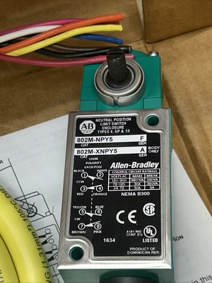 NEW Allen-Bradley 802M-NPY5