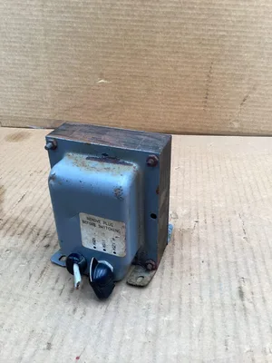 Stancor P-6160 Isolation Transformer 105/115/125V 3-Way Switch