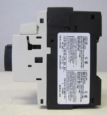 Siemens 3RV1021-1EA10 Manual Motor Starter Circuit Breaker 4 Amps 4A