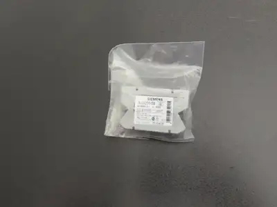 Siemens 3LD9200-5B Auxiliary Switch 600v 10A Lot of 7