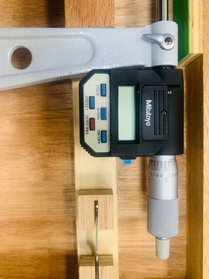 USED Mitutoyo 389-713