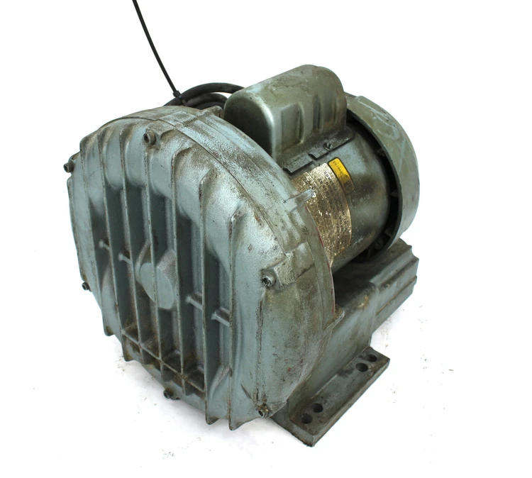 Used GAST R3105-12 Blowers | Industrial Parts R Us Inc. #366736