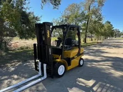USED 2015 YALE GLP050VX