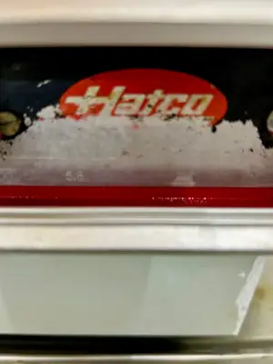 Hatco GRSDS-24 24" Self Service Countertop Heated Display Shelf  REFURBISHED