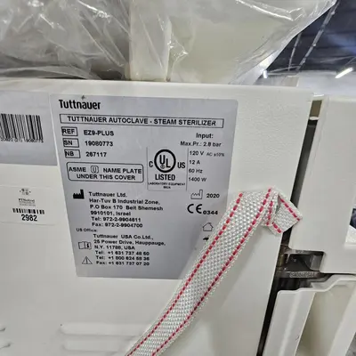 Used TUTTNAUER 25411 TUTTNAUER AUTOCLAVE STEAM STERILIZER 28L, 207957, 2.8 BAR 2840EL-D Steam Sterilizers Texas US | PT Medical Technologies #1458957