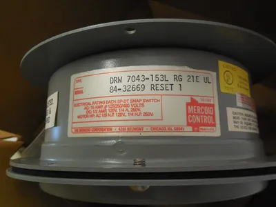 NEW MERCOID DRW 7043-153L PRESSURE SWITCH DRW7043153L