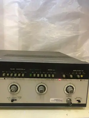 HEWLETT PACKARD 214B PULSE GENERATOR