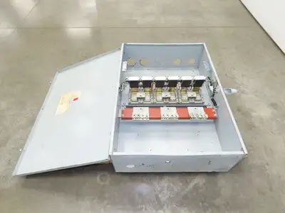 Siemens F357L I-T-E Safety Disconnect Switch 800A 600V 3 Pole Fused 500Hp NEMA 1